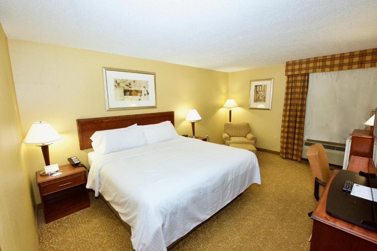 Holiday Inn Express Hotel & Suites Fenton/I-44 By Ihg Esterno foto