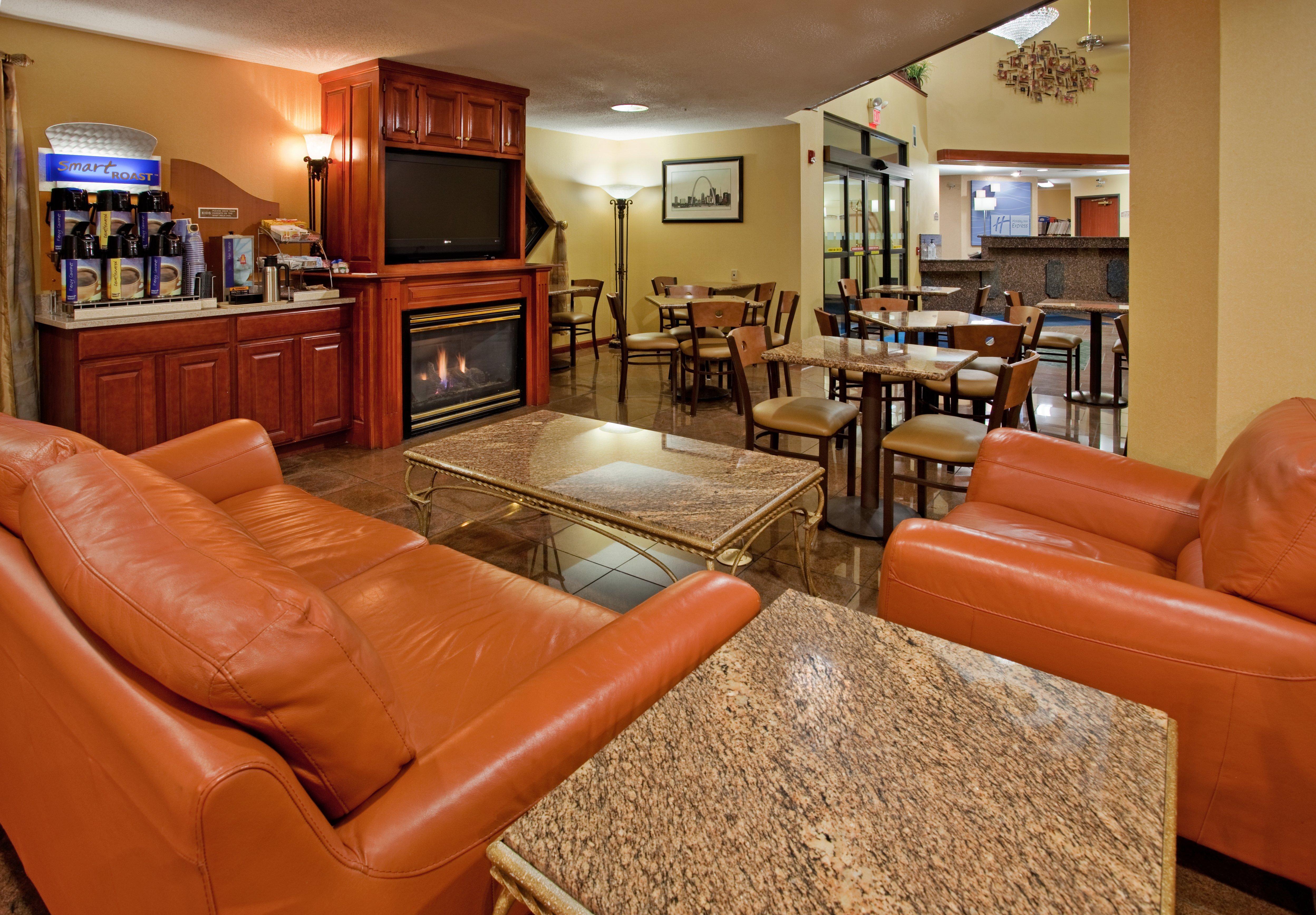 Holiday Inn Express Hotel & Suites Fenton/I-44 By Ihg Esterno foto