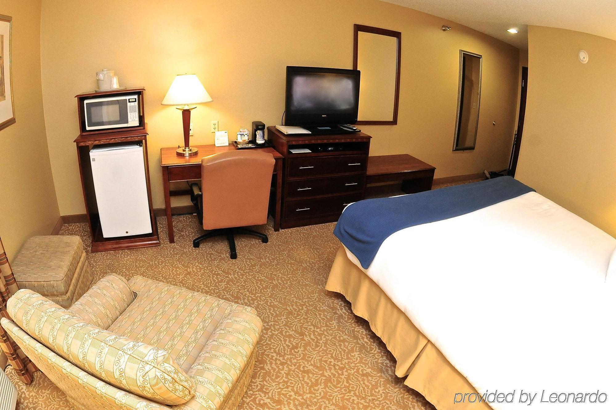 Holiday Inn Express Hotel & Suites Fenton/I-44 By Ihg Esterno foto